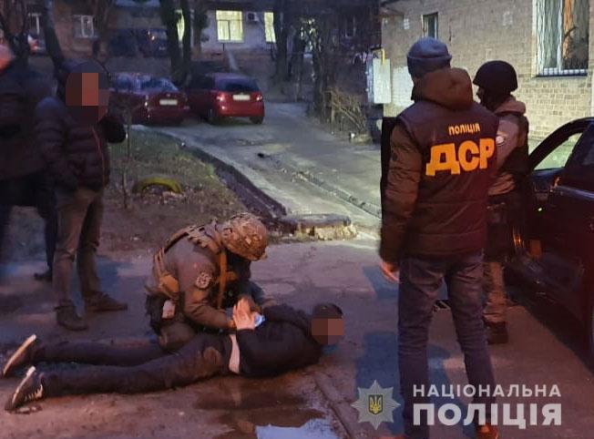 Закарпатський депутат взяв у полон дітей-іноземців: тримав у підвалі