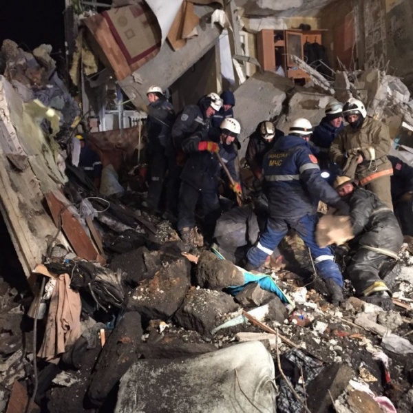 Число жертв обрушения дома в Казахстане возросло до девяти