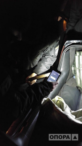 Местные выборы: полиция задержала 24 напавших на участок в Днепропетровской области