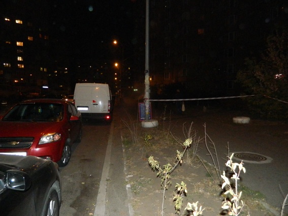 В Киеве неизвестный выстрелил в супругов, а затем скрылся