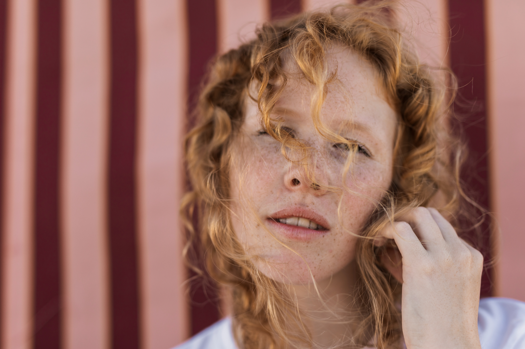 Веснушка, солнечное пятно или родинка? Как их различить и когда стоит волноваться