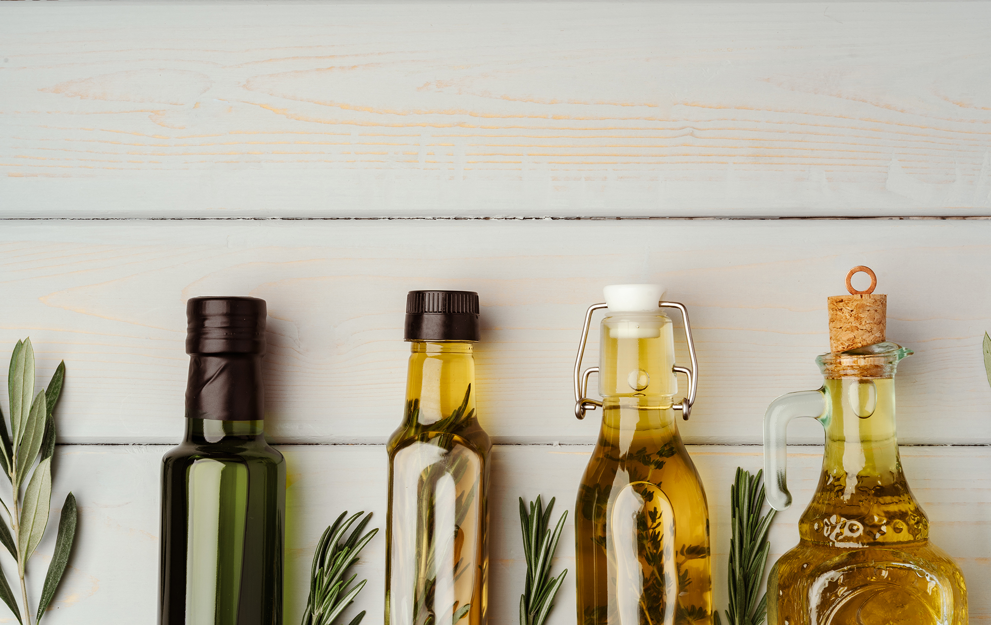 Як зберігати олії, щоб вони не стали гіркими і не втратили користь: поради шеф-кухарів
