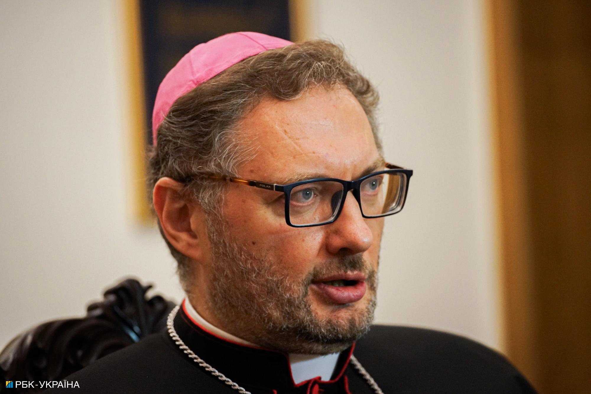 Про візит Папи Римського, віру під час війни і мирні переговори. Інтерв’ю з послом Ватикану