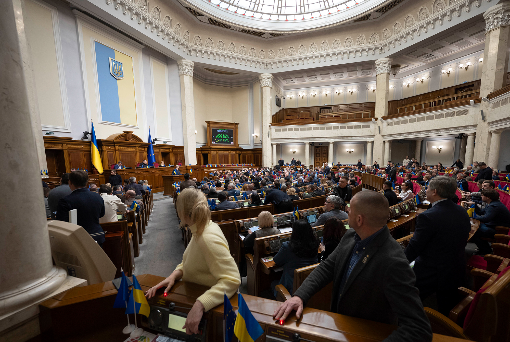 Перезавантаження Зеленського: чому Рада зірвала призначення в Кабмін і що відбувається в ОП