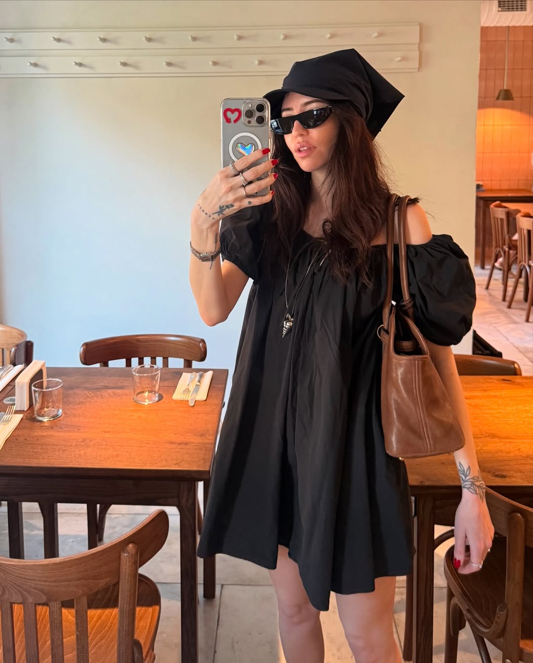 Надя Дорофєєва показала 4 яскраві образи на літо: ідеально для спеки та прохолоди (фото)