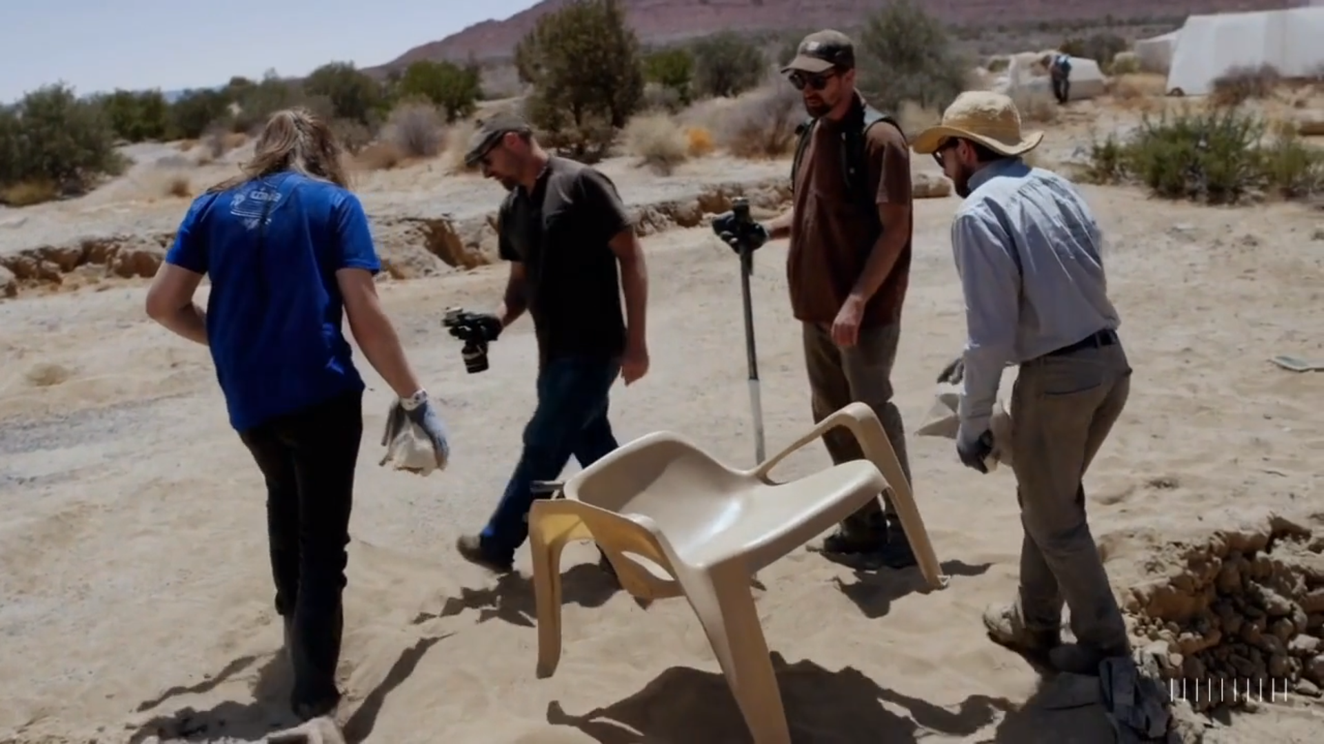 Revolution from OpenAI. A neural network that creates realistic videos based on texts is presented