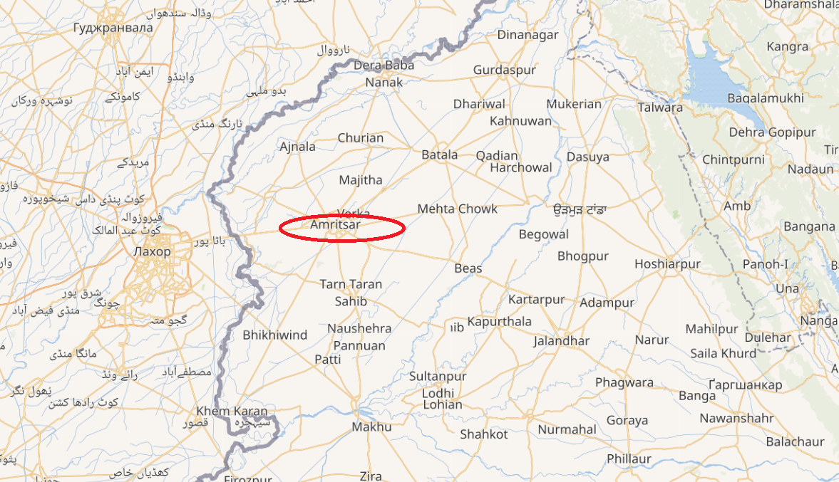 Explosions near airport in India spark reports of missile strike from Pakistan