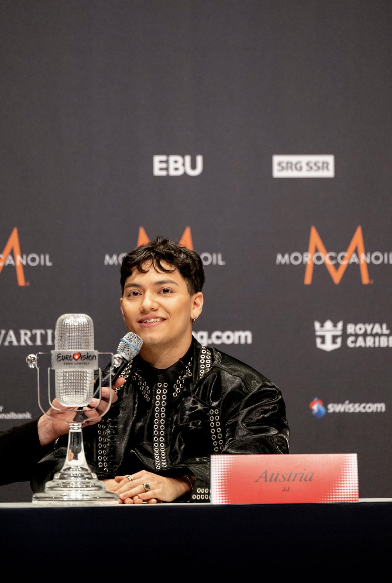 &quot;Це абсолютне божевілля&quot;: JJ з Австрії прокоментував свою перемогу на &quot;Євробаченні&quot;