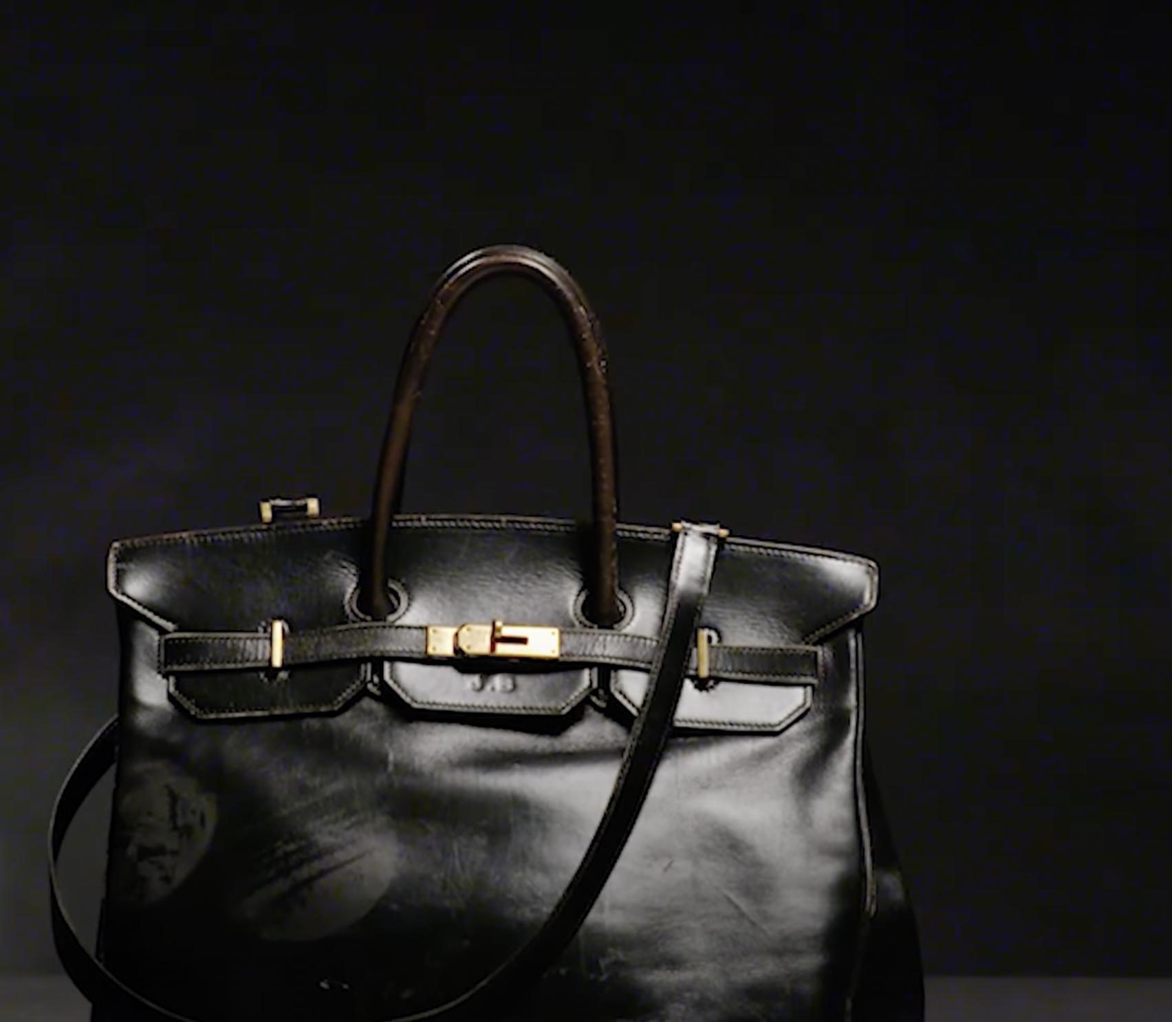 Найпершу у світі сумку Hermes Birkin продали за рекордну суму: скільки вона коштувала