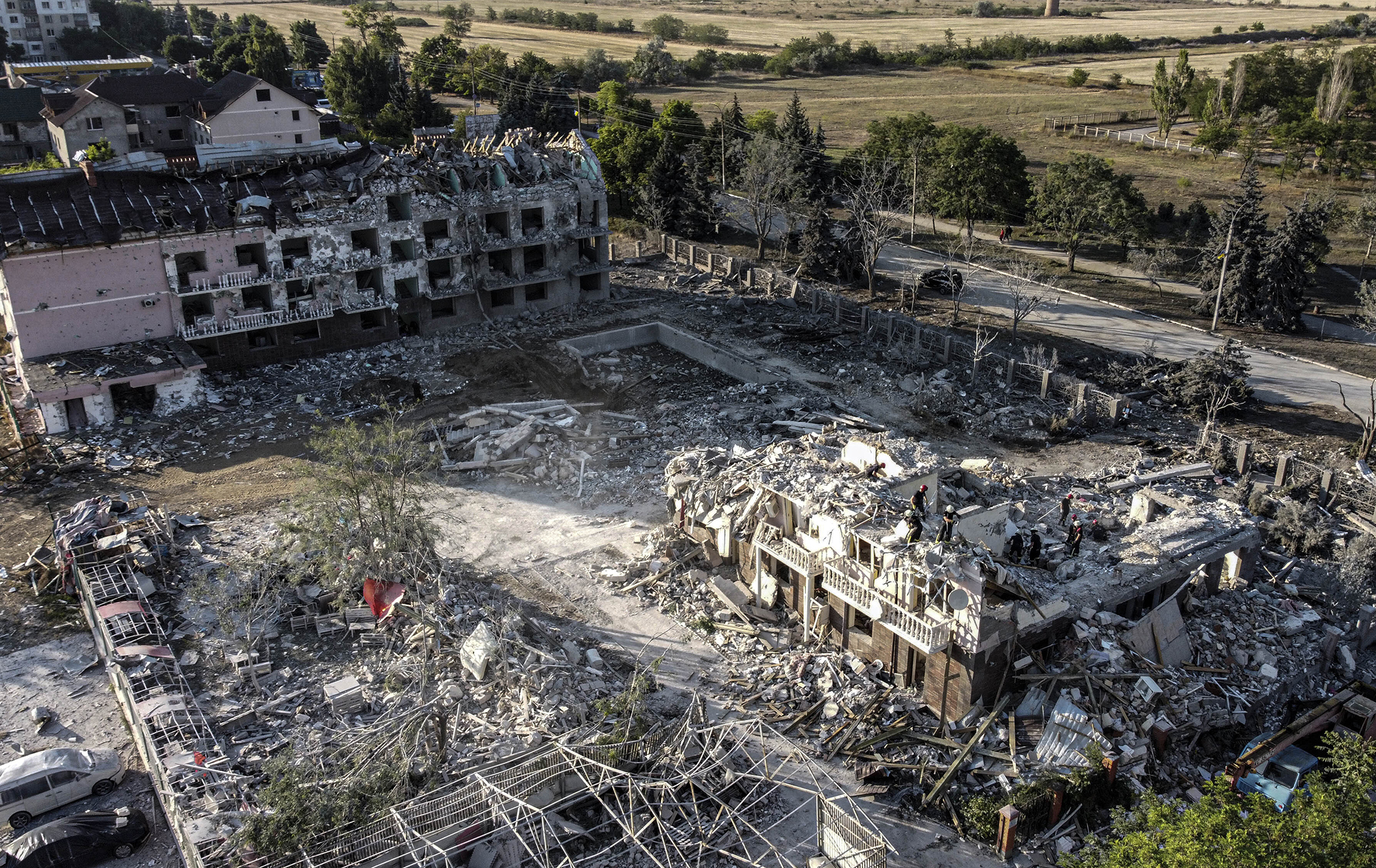 Ракетний терор проти міст. Хроніка п'яти місяців війни в Україні