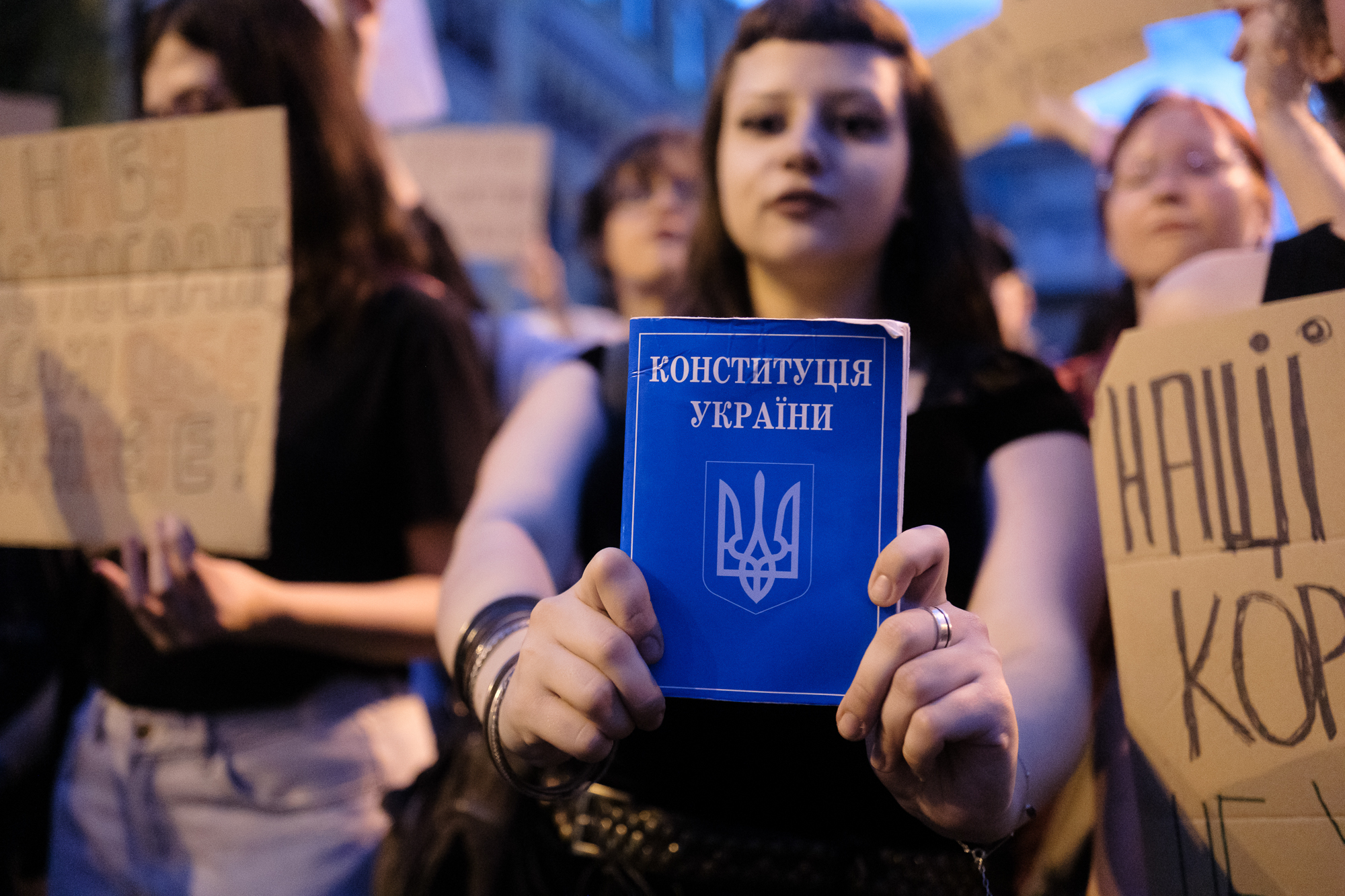 Тиждень протестів. Що Зеленський пропонує НАБУ і САП в новому законопроєкті