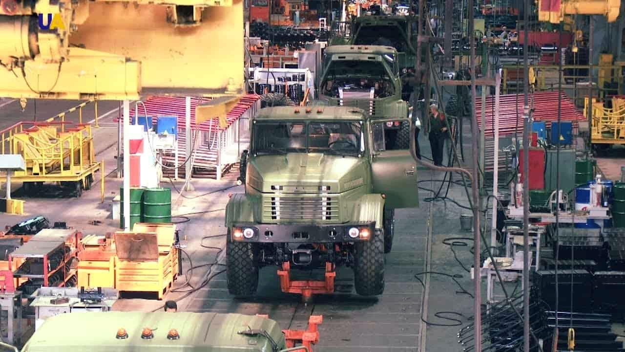После долгого перерыва: АвтоКрАЗ возобновил поставки грузовиков для украинской армии