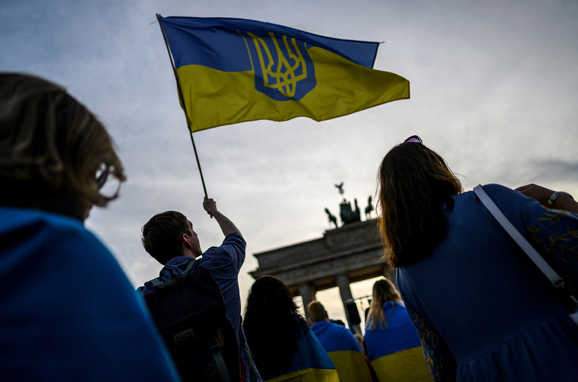 Zelenskyy proposes dual citizenship: How it will work and what it means for Ukraine
