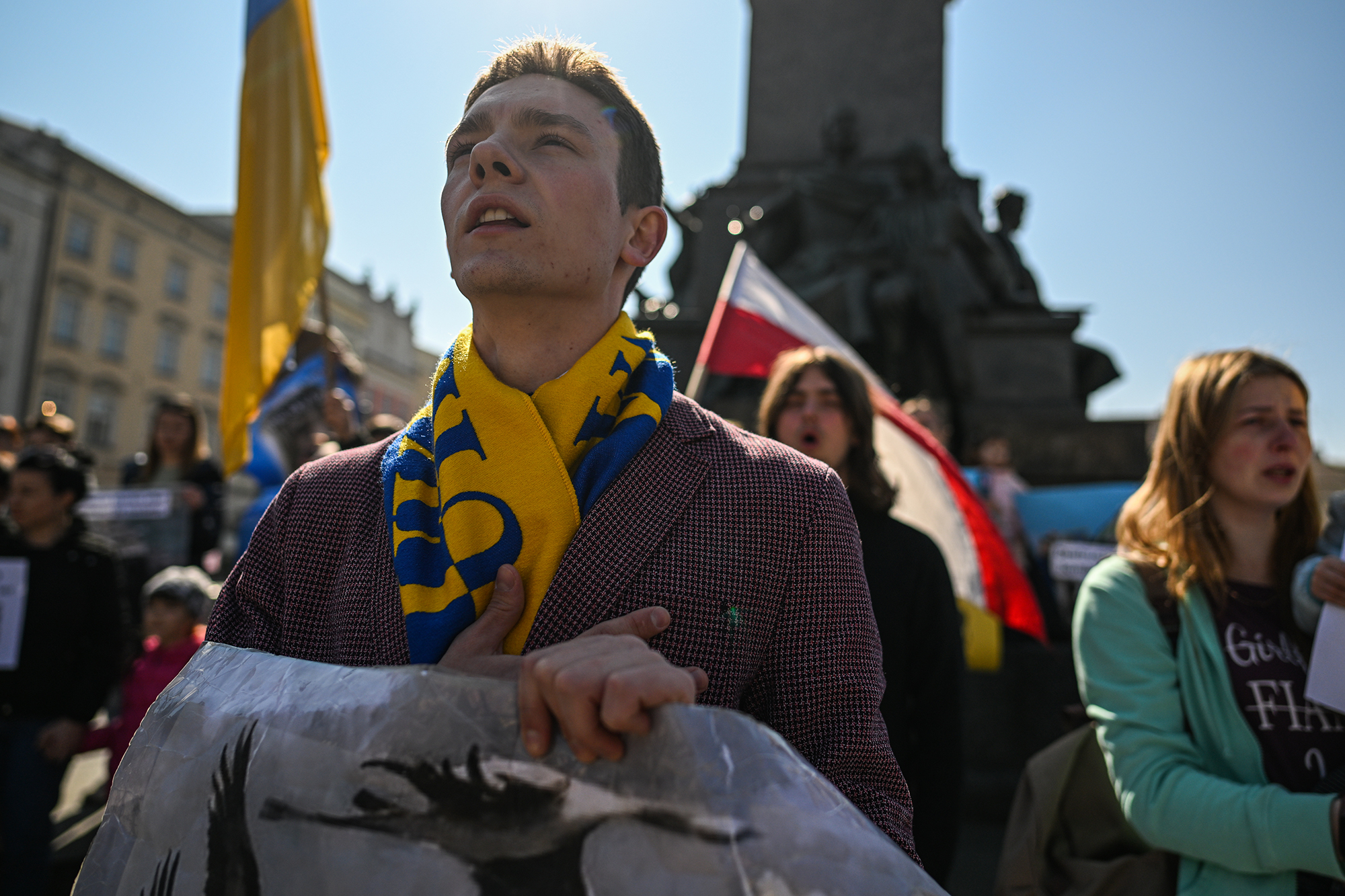 Изменения в закон. Кому из украинцев грозит депортация из Польши
