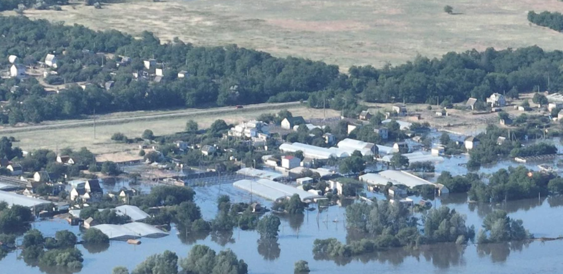 &quot;Безжальне пекло&quot;. У мережі показали, як виглядає село на Херсонщині, яке знищили росіяни