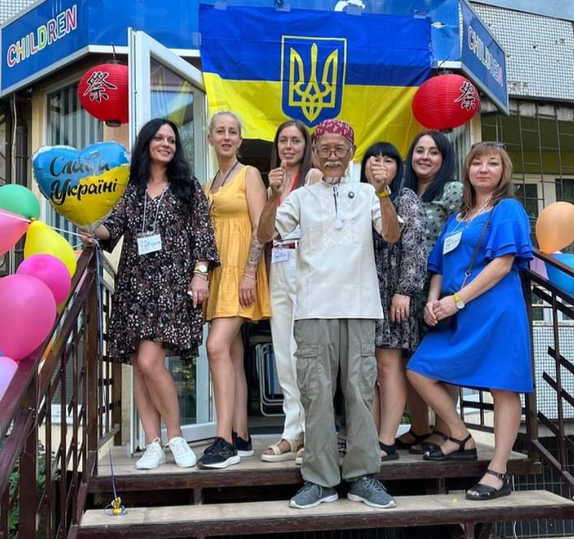 Де зараз Фумінорі Цучіко, який покинув Японію заради допомоги харків'янам