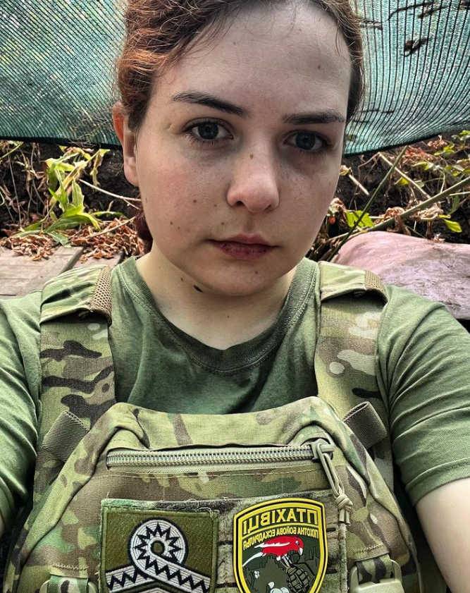 &quot;Рожденная для войны&quot;. Как сейчас живет и чем занимается &quot;Пташка&quot; из Азовстали