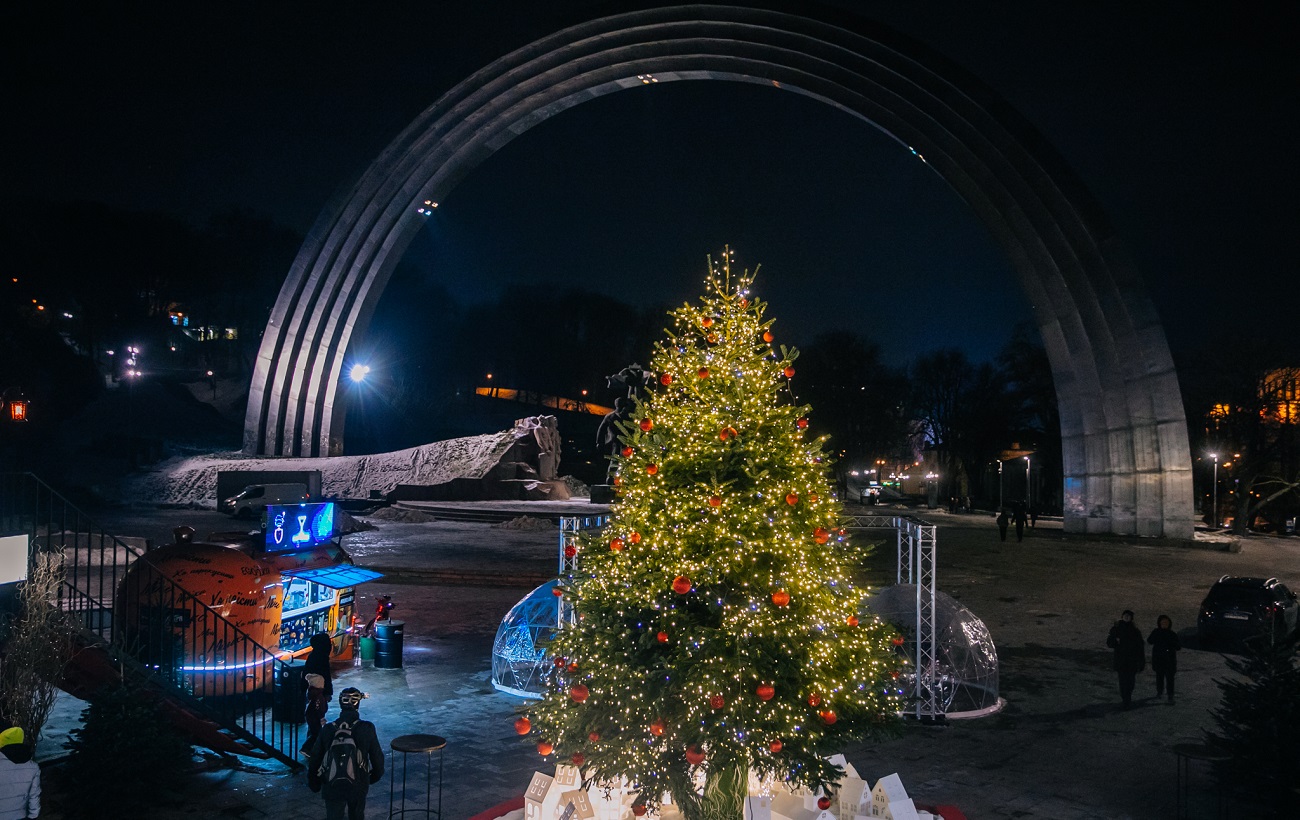 У центрі Києва з'явилася нова новорічна локація: як вона виглядає (фото)