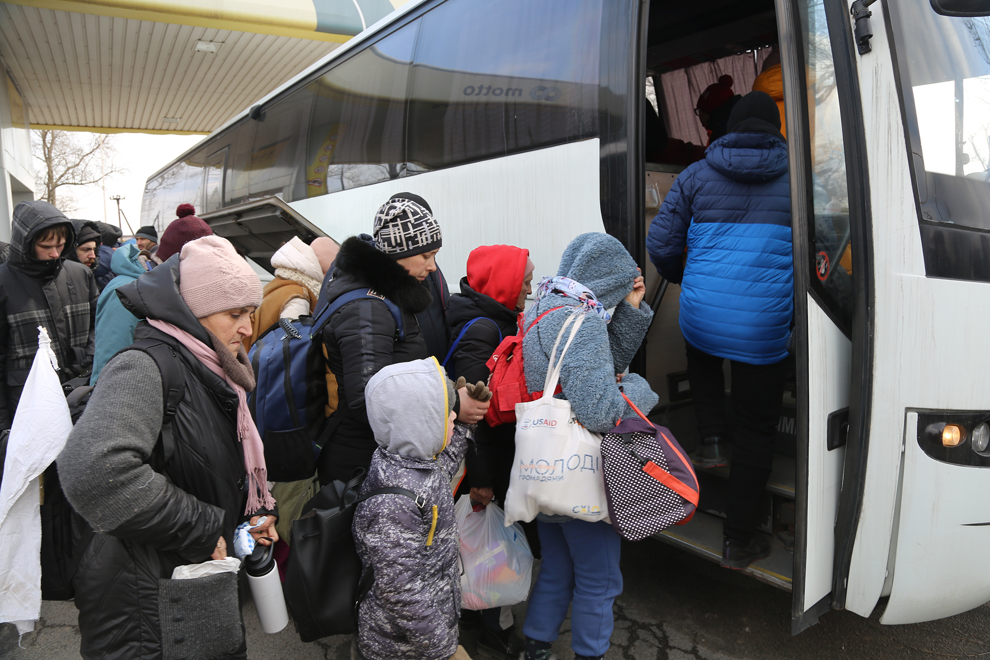 Зачем россияне вывозят детей из Украины и что их ждет в РФ после депортации