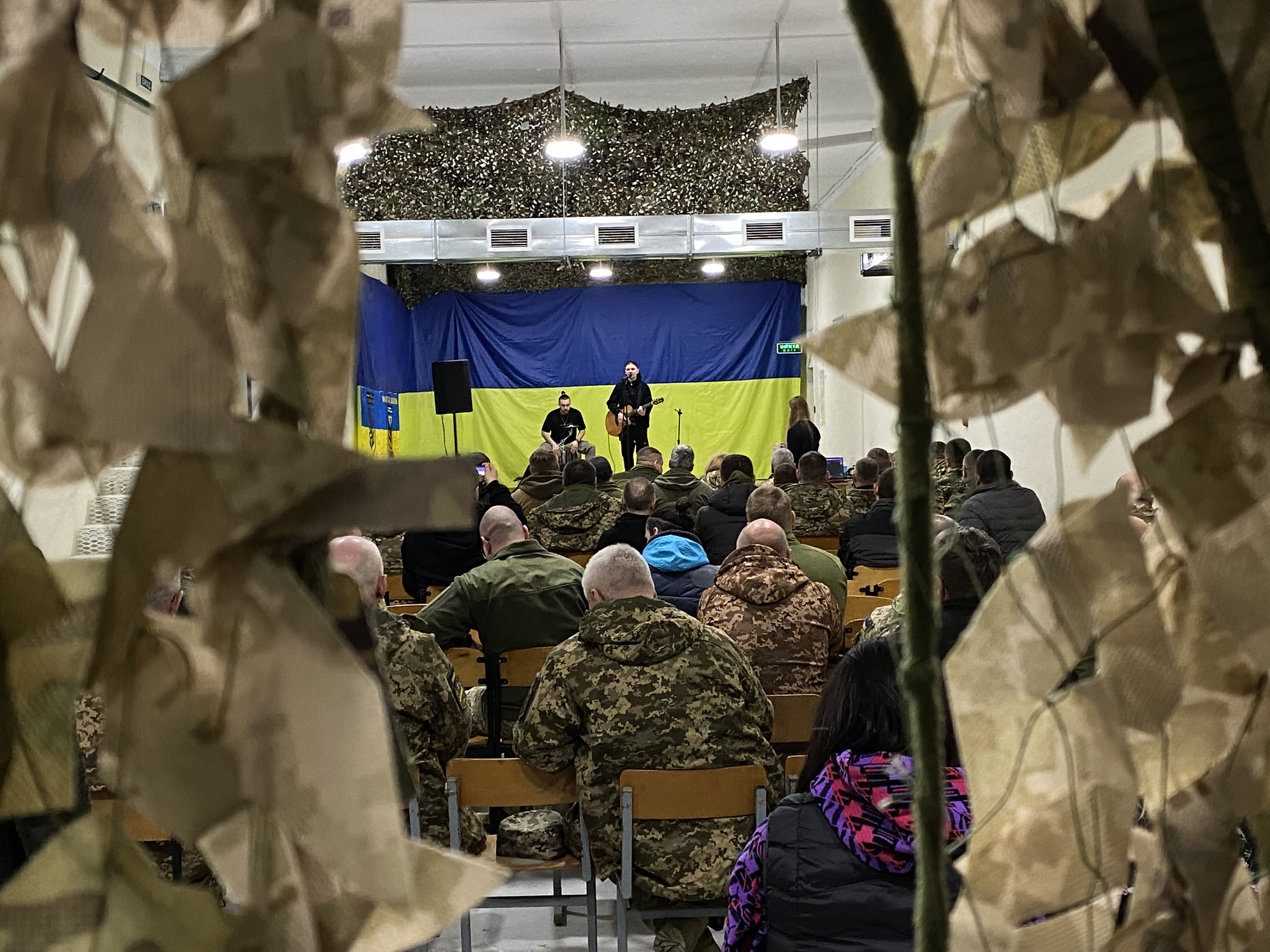 Іван Марунич: Артисти повинні завжди бути готові змінити музичні інструменти на військові