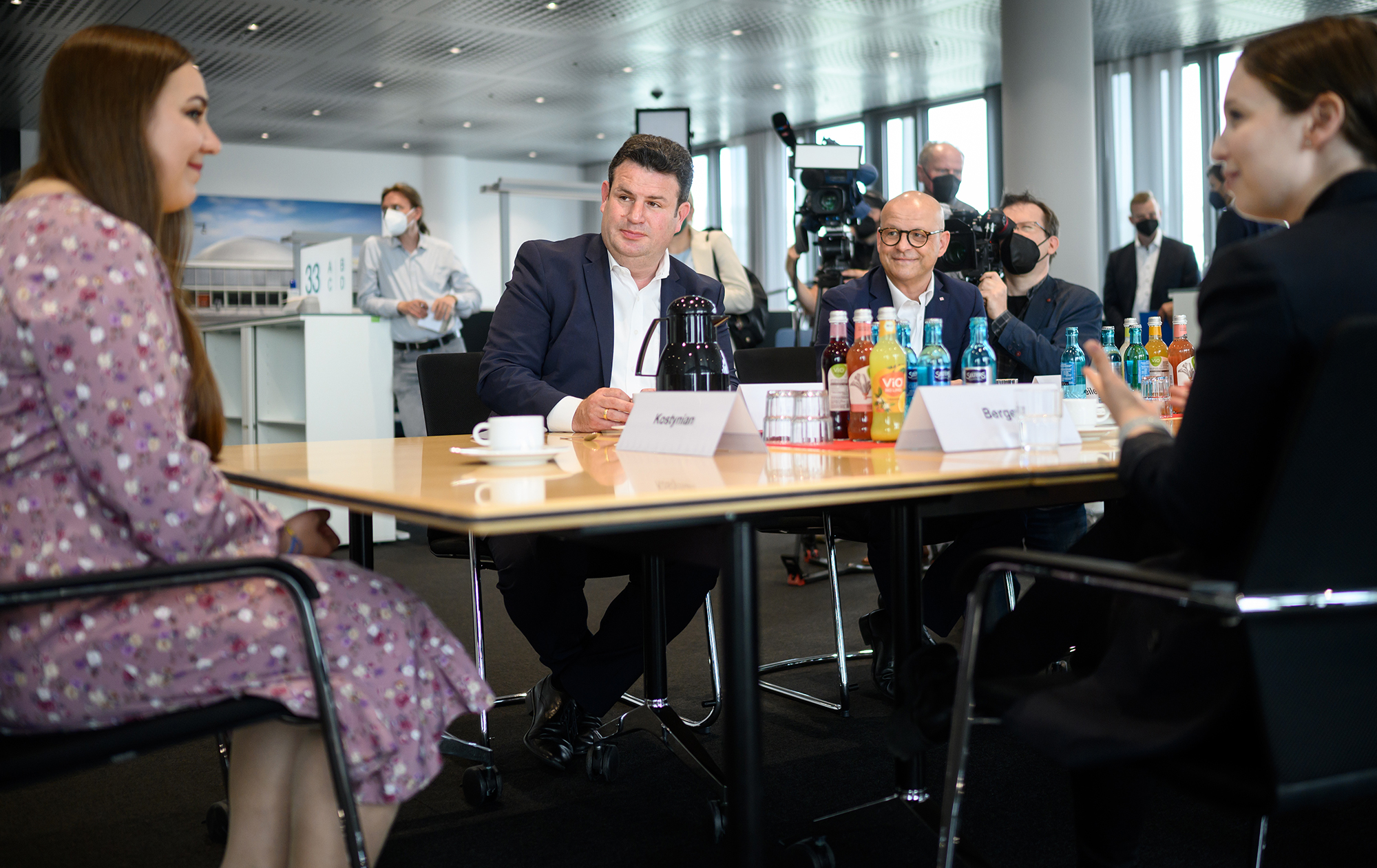 У Німеччині збільшать допомогу з безробіття для українців: деталі