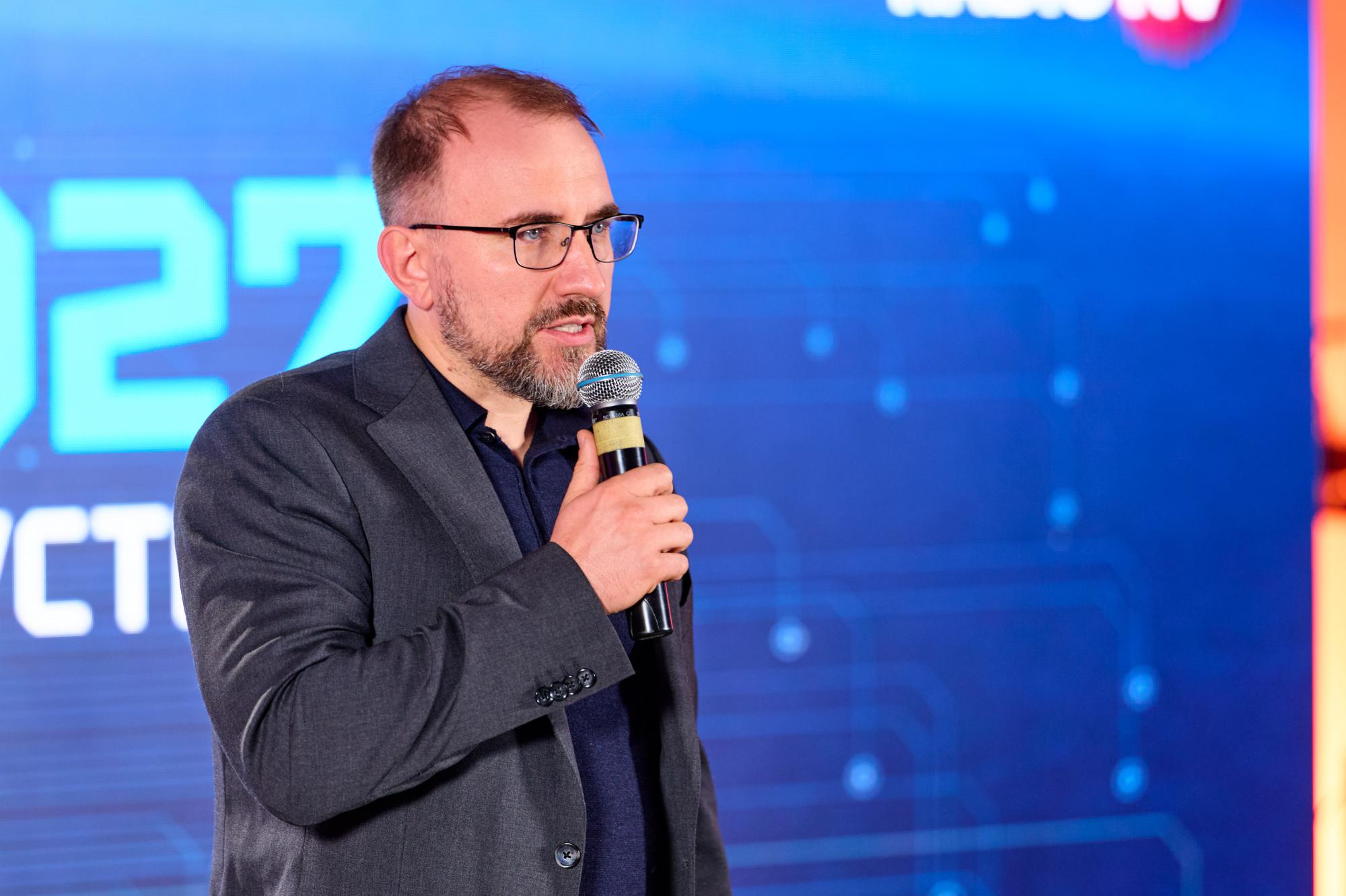Технологии, люди и экспорт оружия: о чем говорили на форуме "Оборона 2027" в Киеве