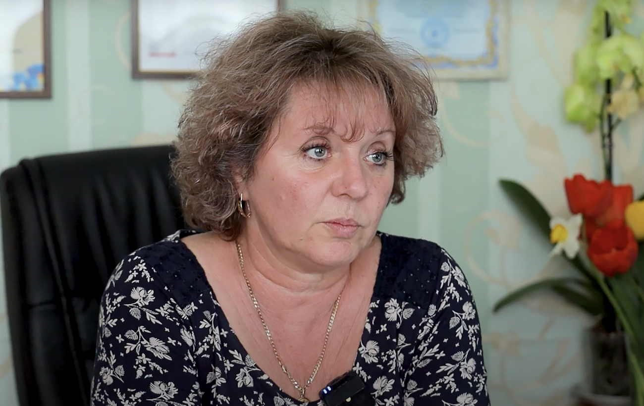 "Куда придут россияне, жить не останусь". Как переселенцы спасаются от войны в шелтерах