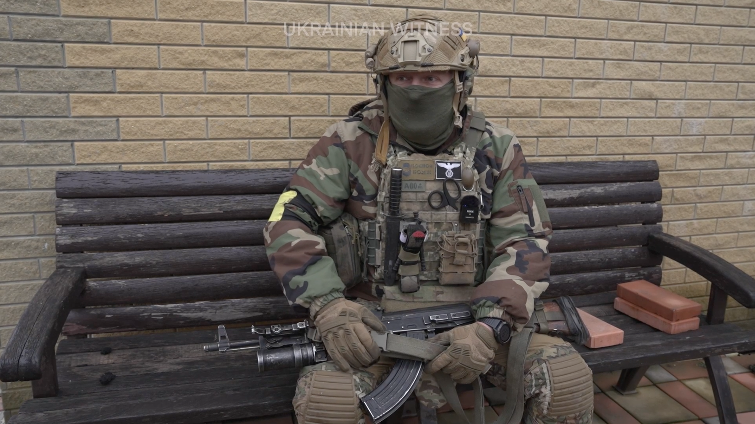 &quot;Бахмут - самая горячая точка планеты&quot;. Украинские снайперы рассказали о боях, которые ведутся в городе