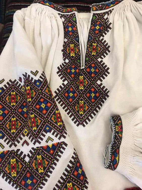 Символіка української вишиванки. Як розшифрувати стародавні орнаменти