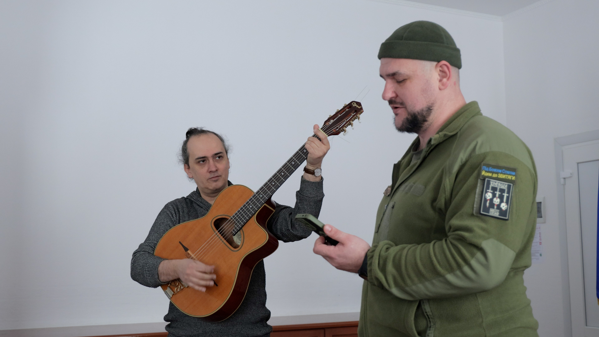 Nightmares, blindness, and healing with dogs: How Ukrainian defenders restore their lives after war trauma