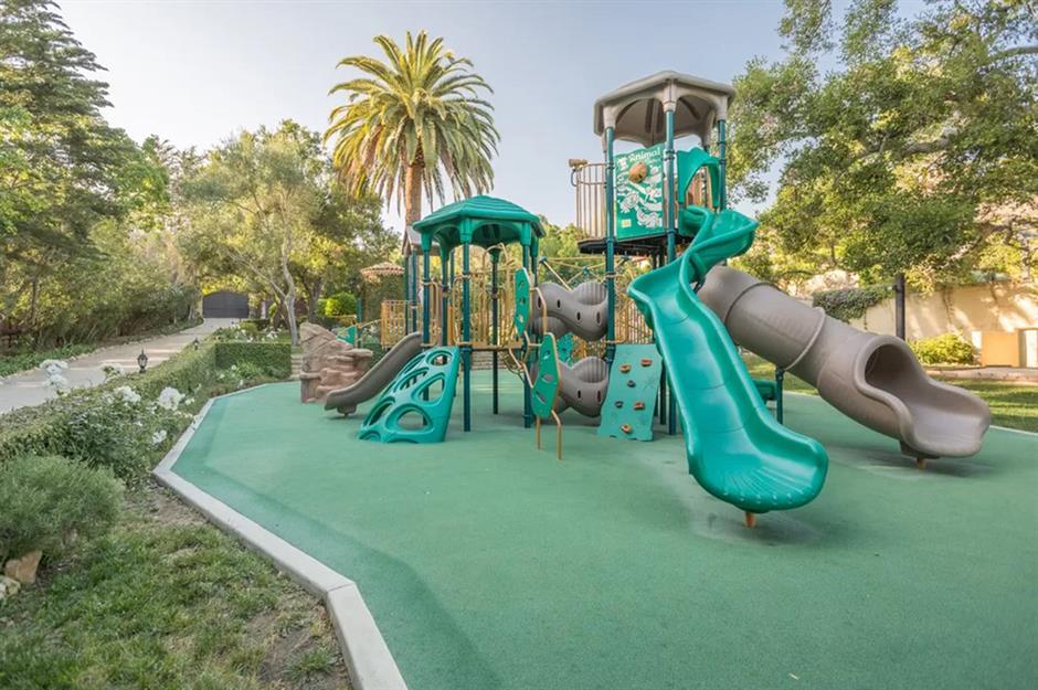 Будинок принца Гаррі та Меган Маркл у США: як виглядає шикарний особняк за 15 млн доларів