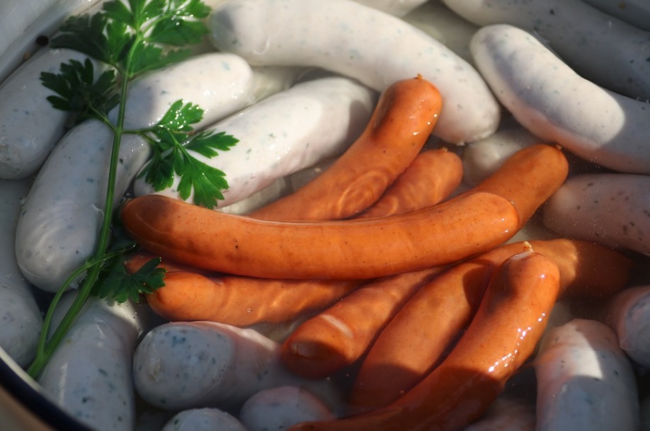 Ми готуємо сосиски неправильно. Ось як потрібно це робити