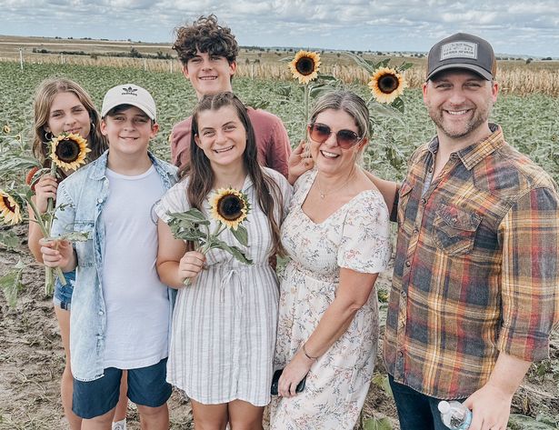 Женщина говорит, что стала действительно счастлива после того, как муж ей изменил