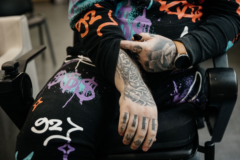 &quot;Навіть після найважчого можна мріяти&quot;. Історія нацгвардійця, який переніс 25 операцій