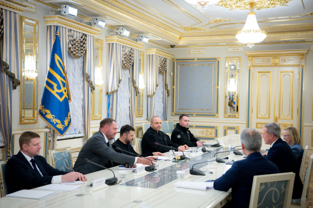 Ультиматум Трампа і 28 пунктів: що насправді відбувається з мирним планом для України