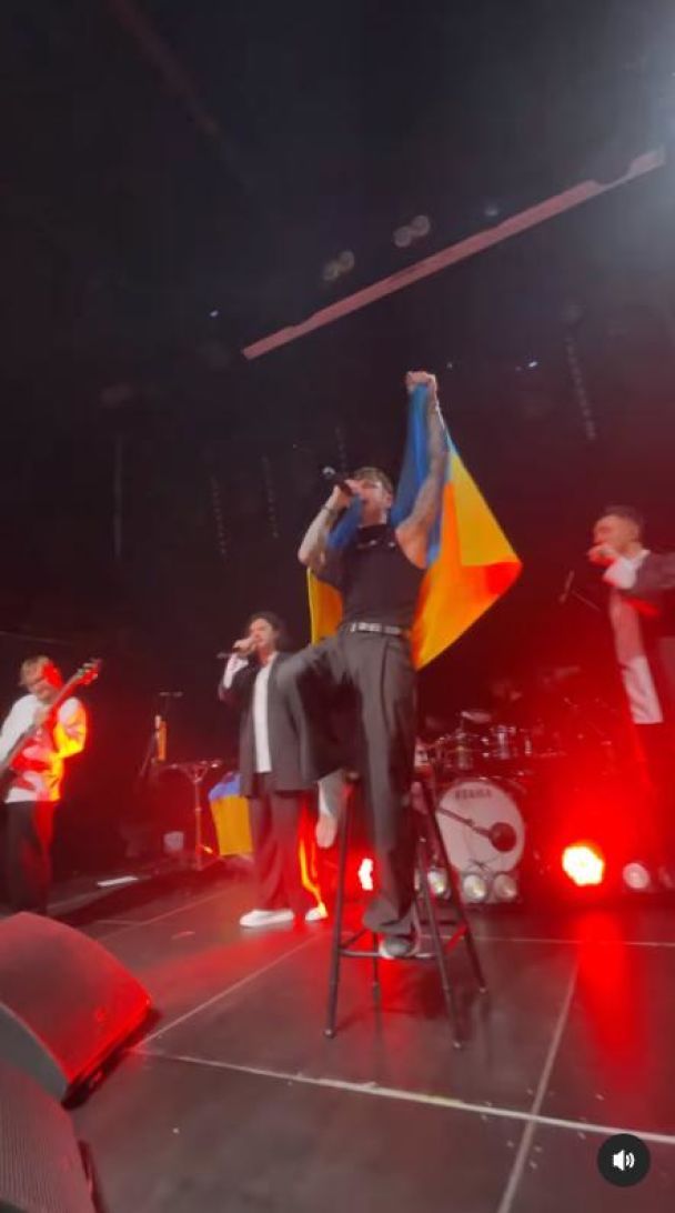 Артем Пивоваров получил травму во время концерта в Польше: что произошло с артистом