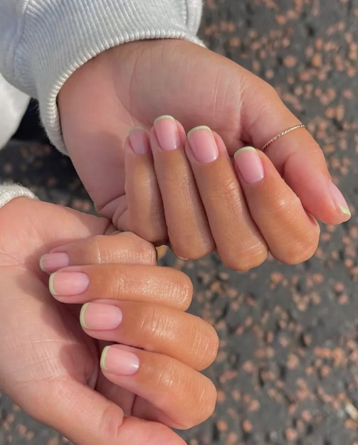 Этот цвет маникюра - горячий тренд сезона: как он выглядит и какие дизайны выбрать