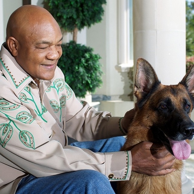 12 впечатляющих фактов из жизни Джорджа Формана: от уличного хулигана до легенды бокса