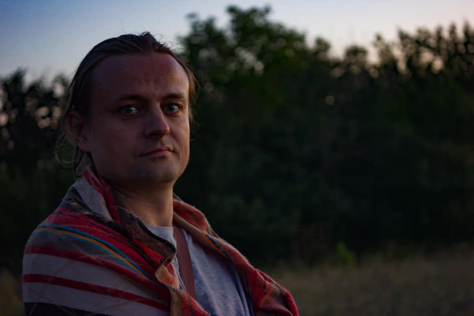 Загинув відомий харківський художник і скульптор Антон Дербілов. Без батька залишилося 3 доньки