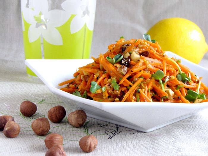 &quot;Вітамінні бомби&quot;: рецепти надзвичайно смачних салатів із сезонних овочів