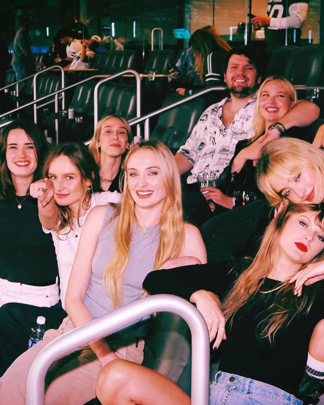 5 звезд, которые подружились с возлюбленными бывших