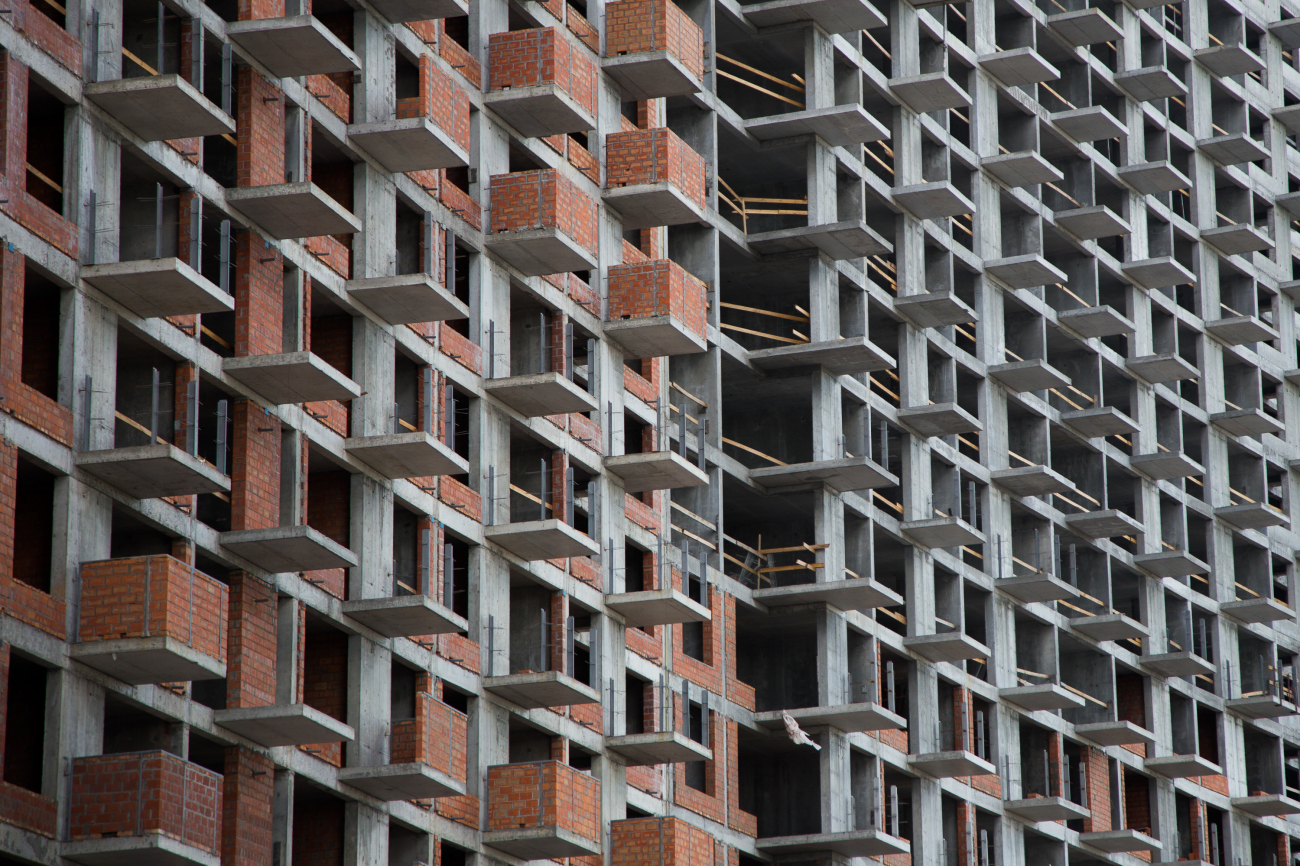 Архітектори, суди та "будинки-монстри". Чому Україні потрібна реформа містобудування