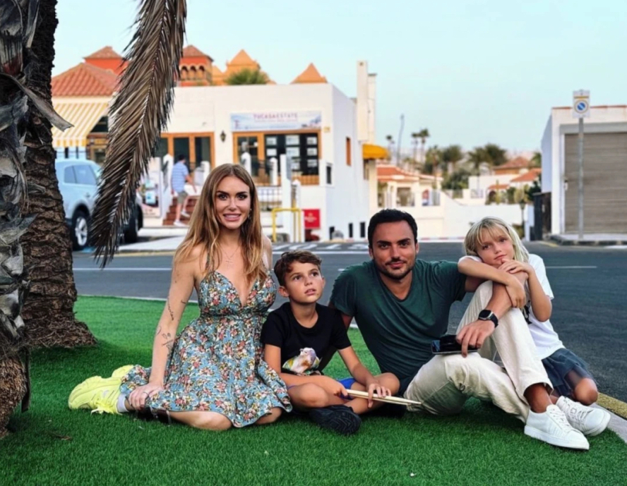 "Життя - річ непередбачувана". Слава Камінська возз'єдналася з екс-чоловіком (фото)