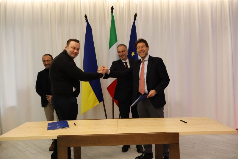 Italy pledges €13 million to rebuild Ukraine's energy sector