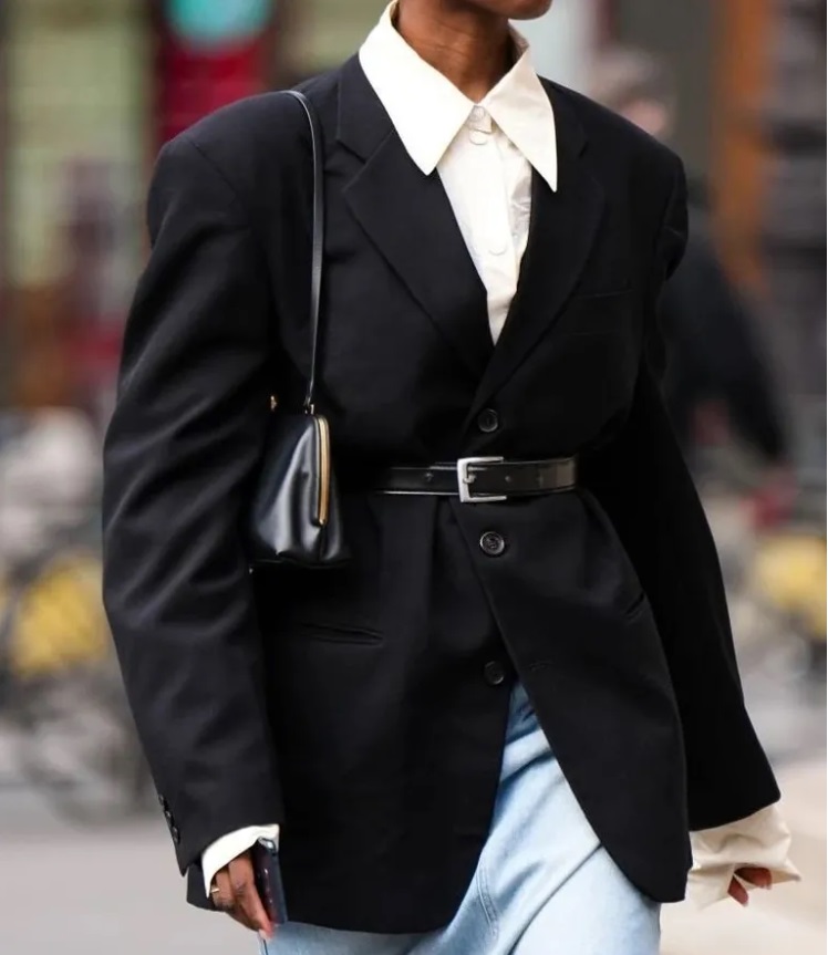 Нестареющая классика: какие модели жакетов никогда не выйдут из моды (фото)