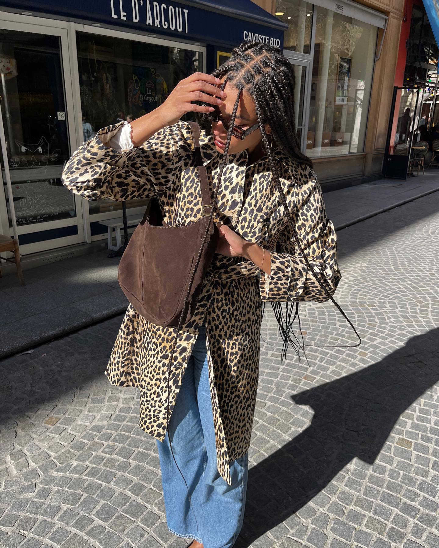 С чем сочетать леопардовый принт осенью 2024 года: идеи стильных образов