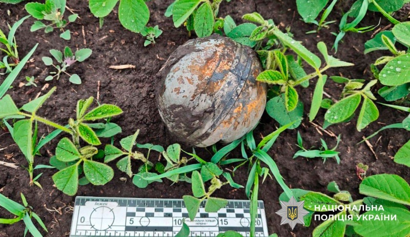 Massive attack on Kremenchuk: 40+ explosions, fires, and cluster bombs reported