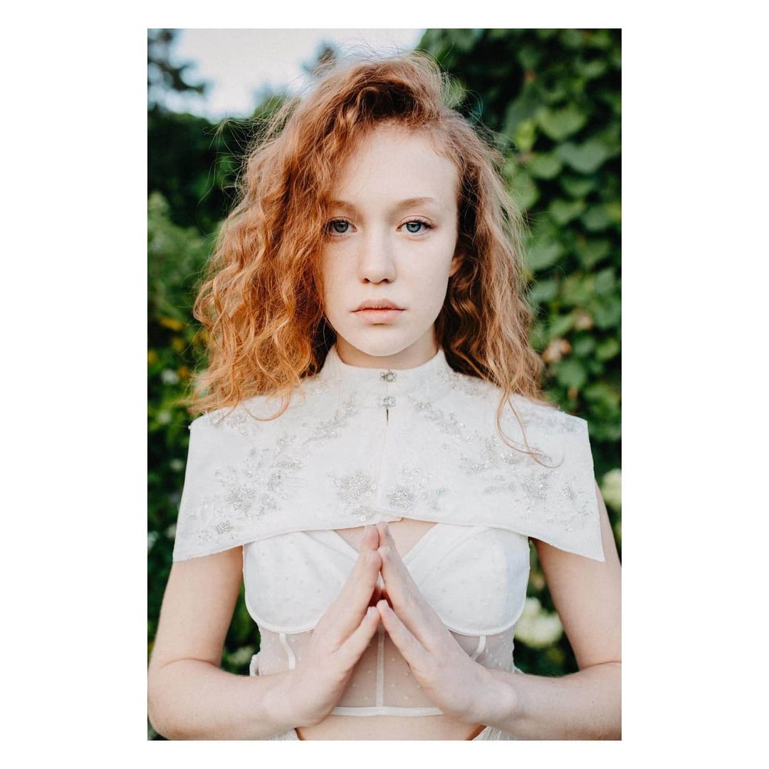 Ходит в темноте и имеет портативный мусорник. Экопривычки актрисы Марии Стопник, которые стоит взять на заметку