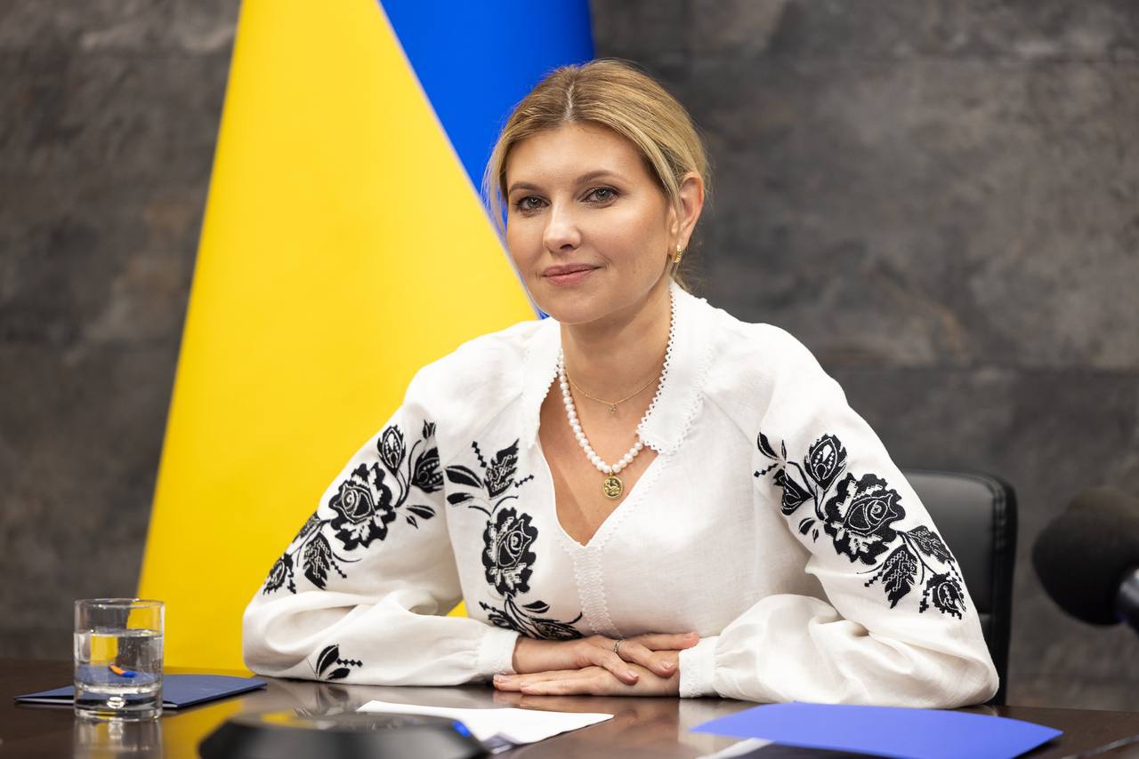 30 лучших образов Елены Зеленской за 2023 год