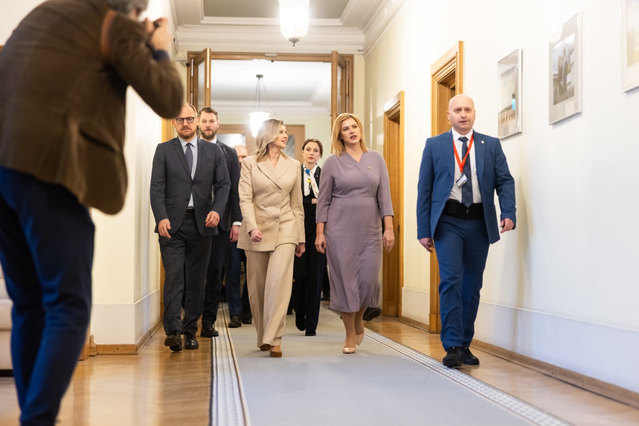 Елена Зеленская покорила президента Латвии нежным образом (фото)